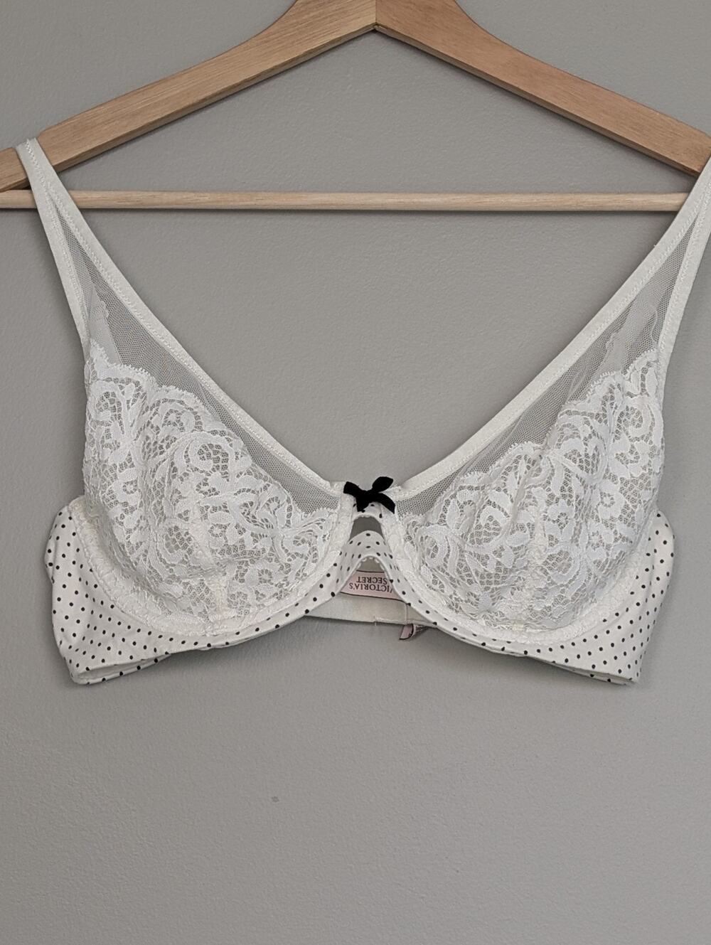 Victoria's Secret Bra 34D White Lace Mesh Polka Dot Underwire Plunge Unlined...
